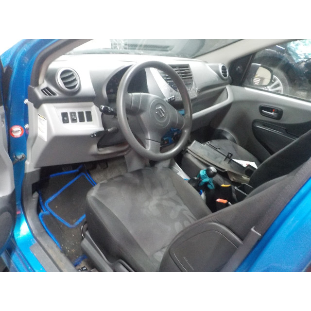 Lève-vitres électrique avant gouche Suzuki Alto (GF) (2009 - présent) Hatchback 5-drs 1.0 12V (K10B)