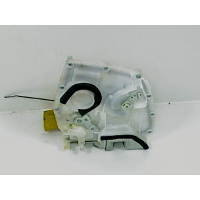 Verrouillage central électrique de porte à mécanisme de verrouillage arrière droit Opel Agila (B) (2008 - 2015) MPV 1.3 CDTi 16V Ecotec (D13A)