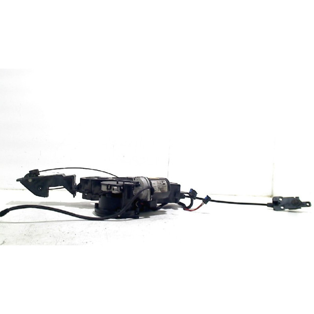 Verrou central électrique de porte à mécanisme de verrouillage arrière gauche Peugeot 807 (2006 - 2010) MPV 2.0 HDi 16V 136 FAP (DW10BTED4(RHR))