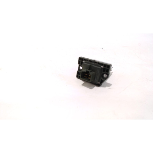 Dispositif de chauffage à résistance Kia Carens IV (RP) (2015 - présent) MPV 1.7 CRDi 16V (D4FD)