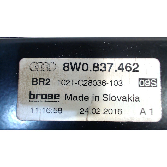 Mécanisme de vitre avant droit Audi A4 Avant (B9) (2015 - 2018) Combi 2.0 TDI 16V (DETA)