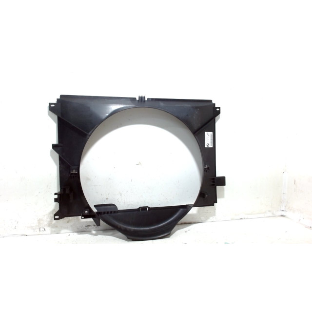 Déflecteur de ventilateur BMW 3 serie (E46/2) (2000 - 2003) Coupé M3 3.2 24V (MSS54-B32(326S4))