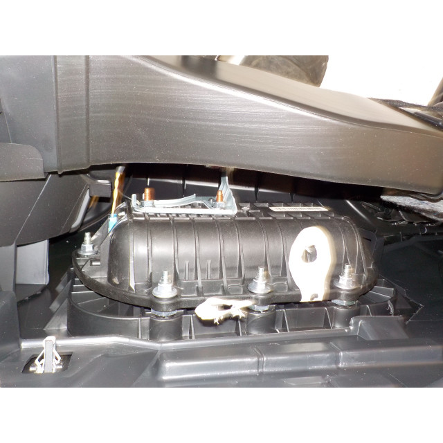 Ensemble d'airbags Peugeot 308 (L3/L8/LB/LH/LP) (2013 - 2021) Hatchback 5-drs 1.6 BlueHDi 120 (DV6FC(BHZ))
