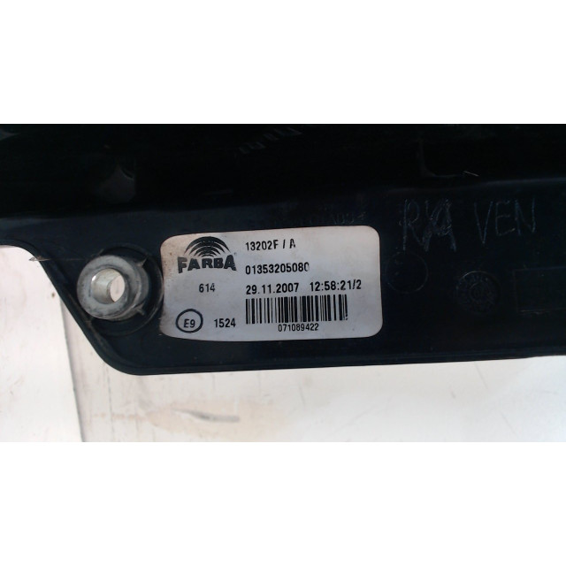 Feu arrière de carroserie feu - droit Seat Altea (5P1) (2004 - 2009) MPV 2.0 FSI 16V (BLR)