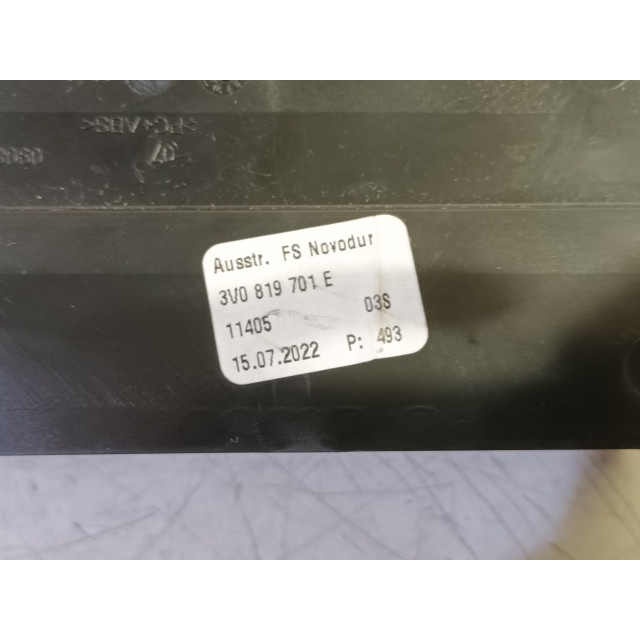 Ventilation du tableau a bord gauche Skoda Superb Combi (3V5) (2017 - présent) Combi 1.5 TSI Evo 16V (DPCA)