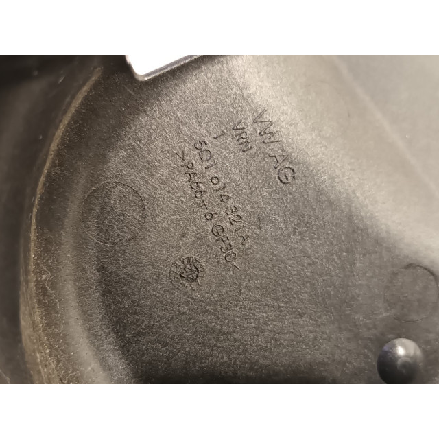 Plaque de protection moteur Skoda Superb Combi (3V5) (2017 - présent) Combi 1.5 TSI Evo 16V (DPCA)