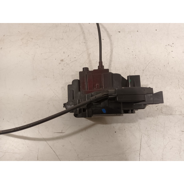 Verrouillage central électrique de porte à mécanisme de verrouillage arrière droit Renault Scénic III (JZ) (2011 - présent) MPV 1.5 dCi 110 (K9K-636)
