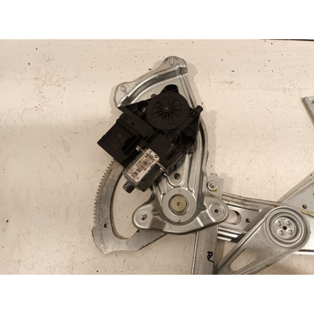 Mécanisme de vitre avant droit Renault Scénic III (JZ) (2011 - présent) MPV 1.5 dCi 110 (K9K-636)
