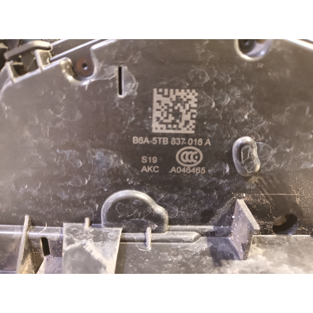 Verrouillage central électrique de porte à mécanisme de verrouillage avant droit Skoda Superb (3V3) (2015 - présent) Hatchback 2.0 TDI (DFCA)