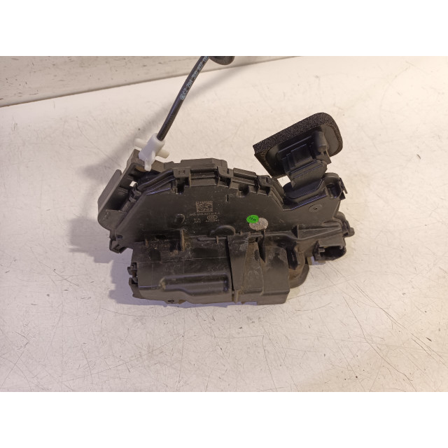 Verrouillage central électrique de porte à mécanisme de verrouillage avant gauche Skoda Superb (3V3) (2015 - présent) Hatchback 2.0 TDI (DFCA)