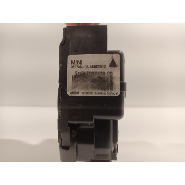 Verrouillage central électrique de porte à mécanisme de verrouillage arrière gauche Mini Clubman (R55) (2007 - 2010) Combi 1.6 16V Cooper (N12-B16A)