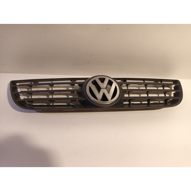 Grille Volkswagen Polo IV (9N1/2/3) (2006 - 2009) Hatchback 1.4 16V (BUD)