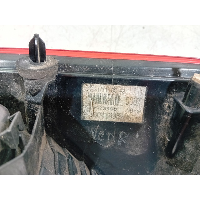 Feu arrière de carroserie feu - droit Renault Kangoo Express (FW) (2009 - présent) Van 1.5 dCi 90 FAP (K9K-808(K9K-E8))