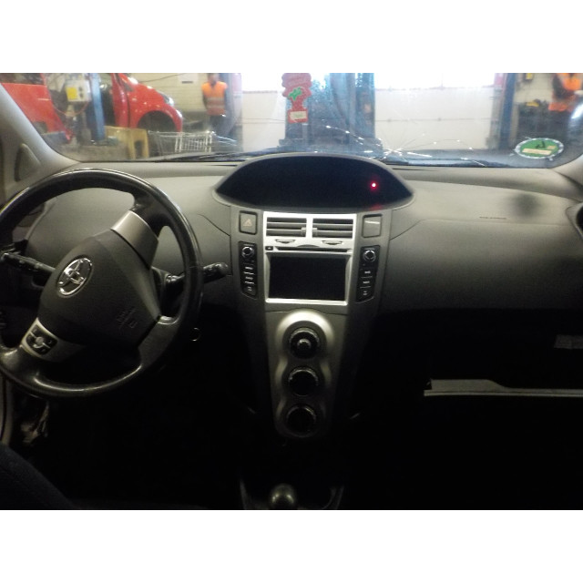 Ensemble d'airbags Toyota Yaris II (P9) (2005 - 2010) Hatchback 1.3 16V VVT-i (2SZFE)