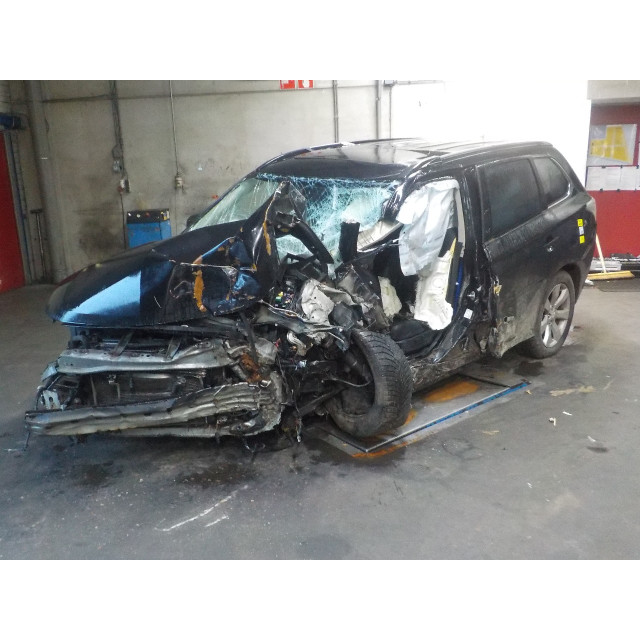 Ceinture de sécurité arrière gauche Mitsubishi Outlander (GF/GG) (2014 - présent) SUV 2.0 16V PHEV 4x4 (4B11)