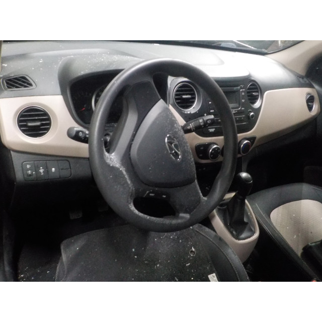 Pompe de climatisation Hyundai i10 (B5) (2013 - 2020) Hatchback 1.0 12V (G3LA)