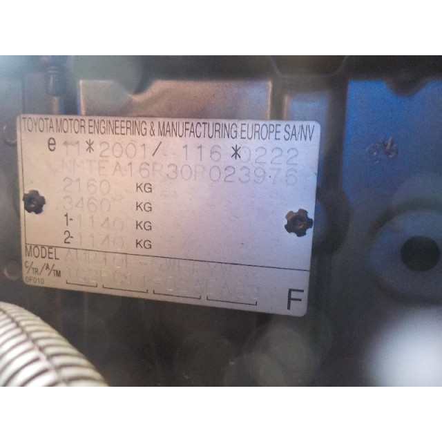 Verrouillage central électrique de porte à mécanisme de verrouillage avant gauche Toyota Corolla Verso (R10/11) (2005 - 2009) MPV 2.2 D-4D 16V (2AD-FTV(Euro 4))