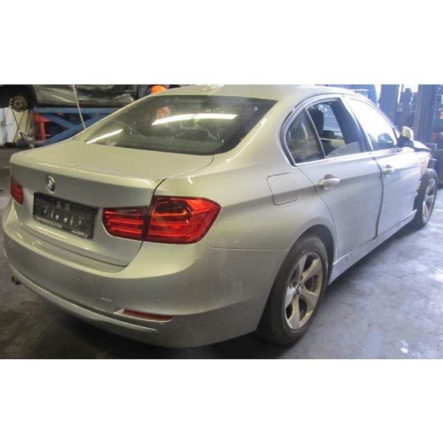 Commutateur de vitres électriques BMW 3 serie (F30) (2012 - 2015) Sedan 318d 2.0 16V (N47-D20C)