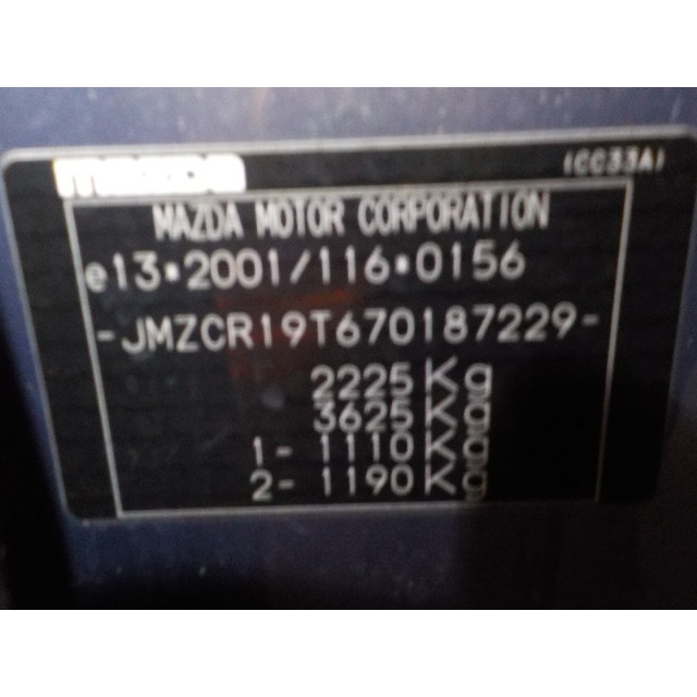Rétroviseur extérieur droit à commande électrique Mazda 5 (CR19) (2005 - 2010) MPV 2.0 CiDT 16V Normal Power (RF7J)