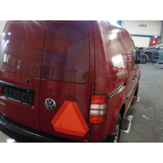 Moyeu avant gauche Volkswagen Caddy III (2KA/2KH/2CA/2CH) (2010 - 2015) Van 1.6 TDI 16V (CAYE)