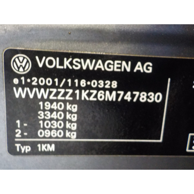 Bras de suspension avant droit Volkswagen Jetta III (1K2) (2005 - 2010) Sedan 1.9 TDI (BKC)
