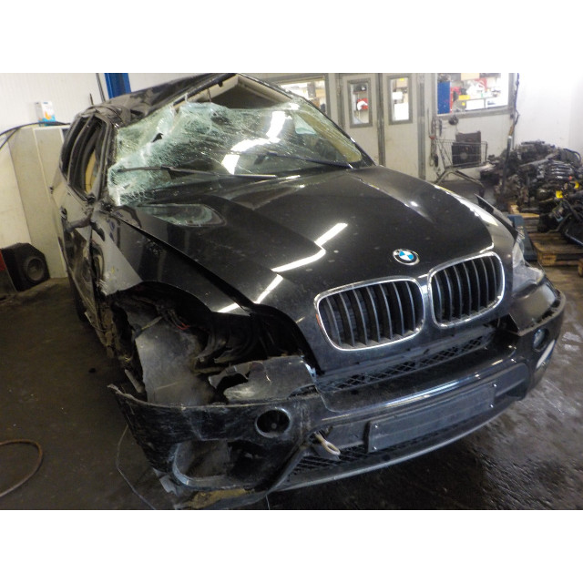 Refroidisseur d’huile BMW X5 (E70) (2010 - 2013) SUV xDrive 35d 3.0 24V (N57-D30A)