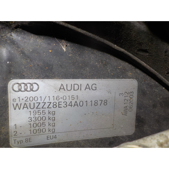 Démarreur Audi A4 Avant (B6) (2002 - 2005) Combi 2.0 FSI 16V (AWA)