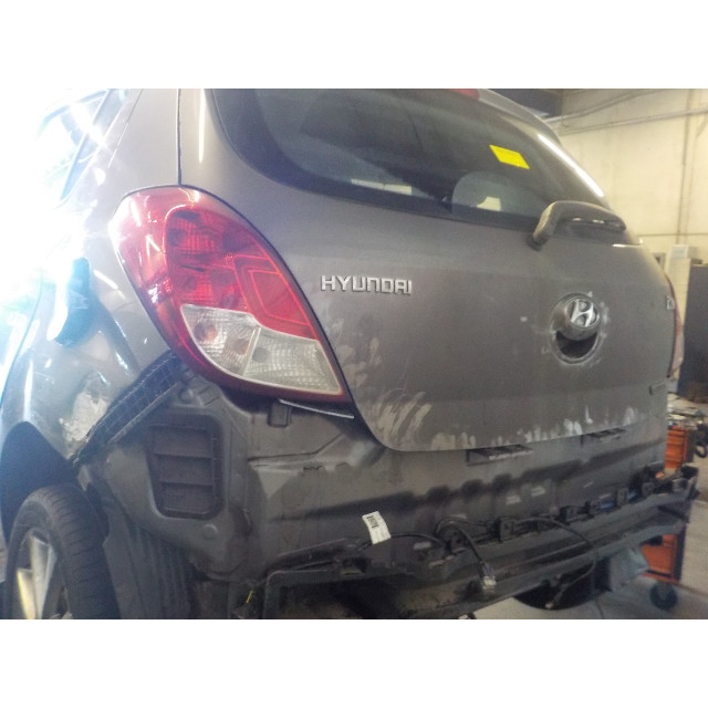 Porte arrière droite Hyundai i20 (2008 - 2015) Hatchback 1.4 CRDi 16V (D4FC)