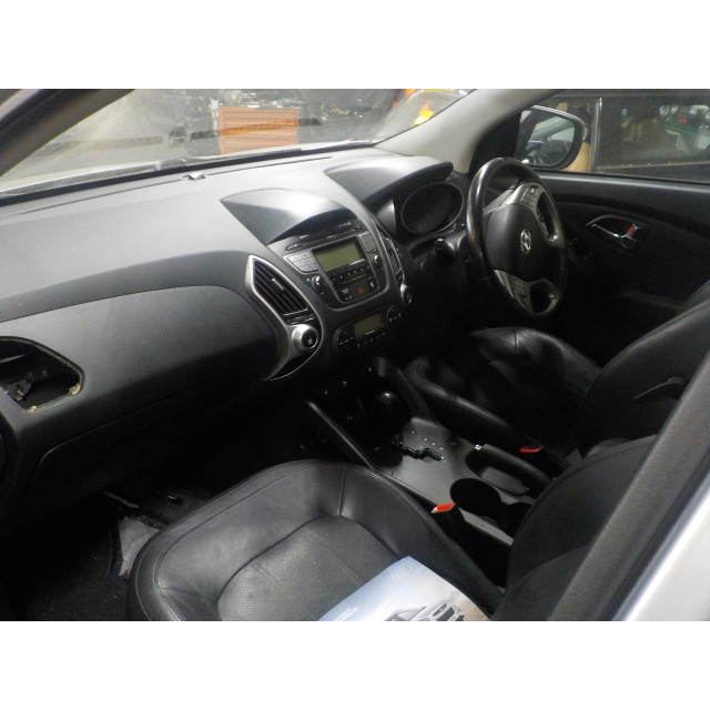 Pompe ABS Hyundai iX35 (LM) (2010 - 2015) iX 35 (LM) SUV 2.0 CRDi 16V 4x4 (D4HA)