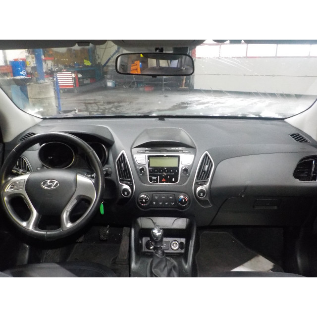 Pompe de climatisation Hyundai iX35 (LM) (2010 - 2015) SUV 1.7 CRDi 16V (D4FD)