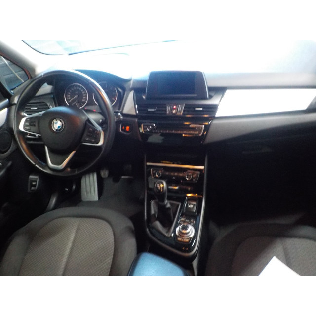 Ordinateur contrôle distance stationnement BMW 2 serie Gran Tourer (F46) (2015 - présent) MPV 216d 1.5 TwinPower Turbo 12V (B37-C15A)