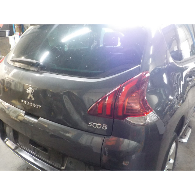 Plage arrière Peugeot 3008 I (0U/HU) (2014 - 2016) MPV 1.6 BlueHDi 120 (DV6FC(BHZ))