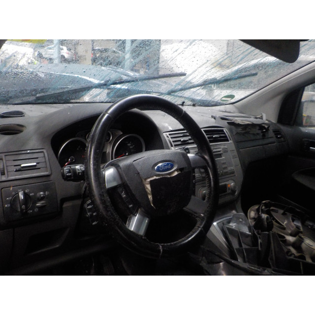 Porte avant gauche Ford Kuga I (2008 - 2012) SUV 2.0 TDCi 16V (G6DG)