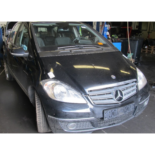 Réservoir de liquide de refroidissement Mercedes-Benz A (W169) (2004 - 2012) Hatchback 1.5 A-150 (M266.920)