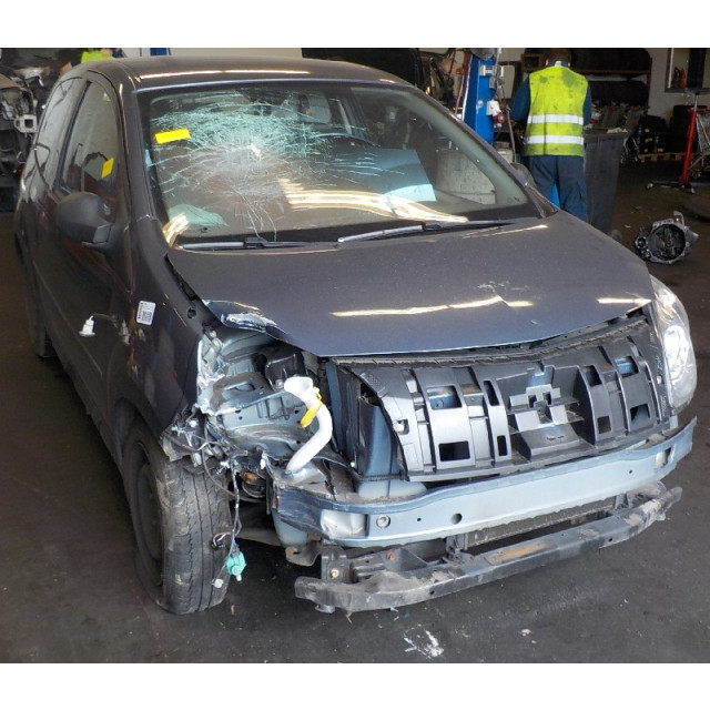 Mécanisme d'essuie-glaces avant Renault Twingo II (CN) (2007 - 2014) Hatchback 3-drs 1.2 16V (D4F-772(Euro 4)