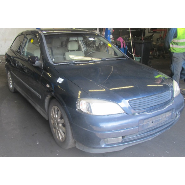 Essuie-glaces avant gauche Opel Astra G (F08/48) (1998 - 2005) Hatchback 1.6 16V (Z16XE(Euro 4))
