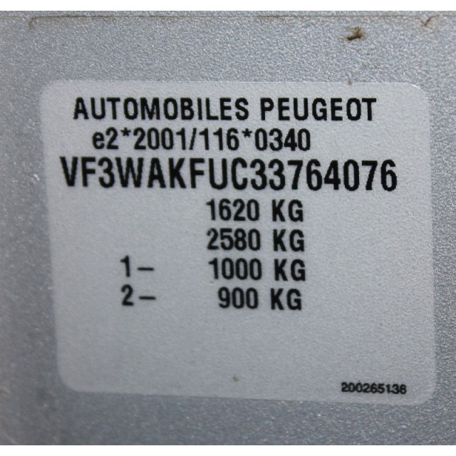 Essuie-glaces de lunette arrière Peugeot 207/207+ (WA/WC/WM) (2006 - 2013) Hatchback 1.4 16V (ET3J4(KFU))