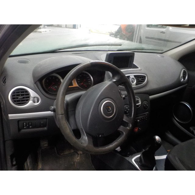 Jambe de force avant gauche Renault Clio III (BR/CR) (2005 - 2014) Hatchback 1.2 16V 75 (D4F-706)