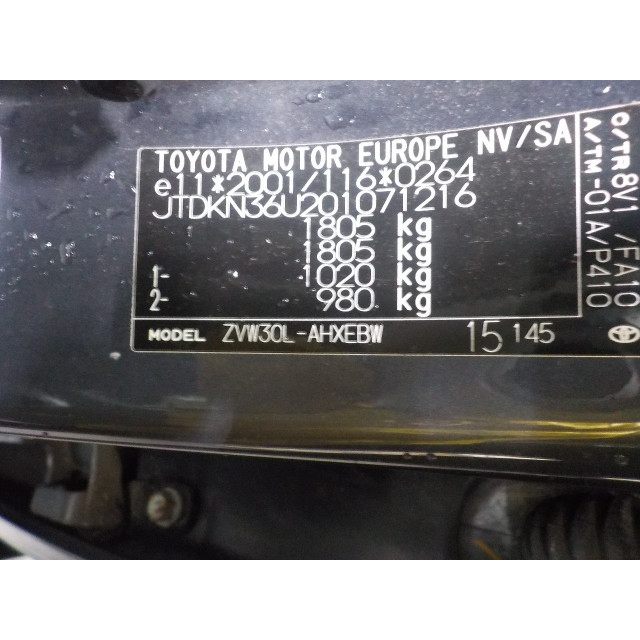 Verrouillage central électrique de porte à mécanisme de verrouillage avant gauche Toyota Prius (ZVW3) (2008 - 2016) Hatchback 1.8 16V (2ZRFXE)