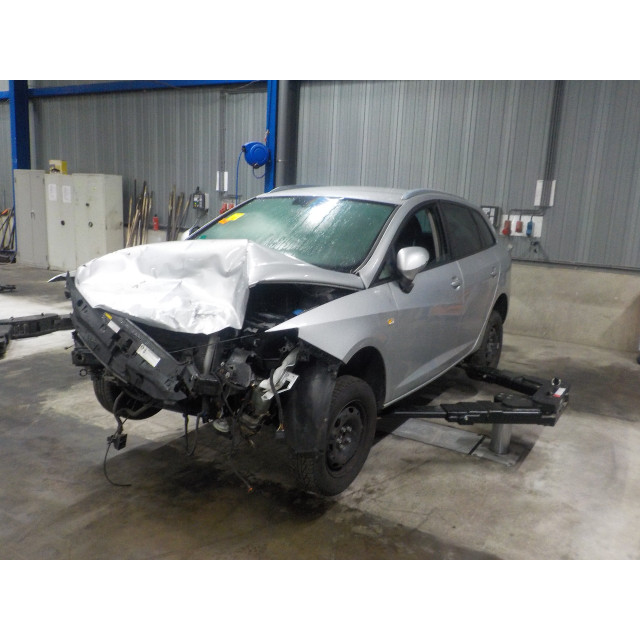 Porte arrière gauche Seat Ibiza ST (6J8) (2012 - 2015) Combi 1.2 TSI (CBZA)