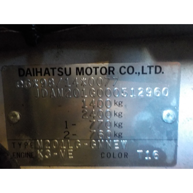 Verrouillage central électrique de porte à mécanisme de verrouillage avant gauche Daihatsu YRV (M2) (2001 - 2006) Hatchback 1.3 16V DVVT (K3-VE)