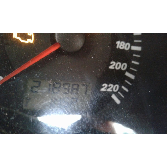 Étrier avant gauche Seat Ibiza III (6L1) (2002 - 2006) Hatchback 1.2 12V (AZQ)