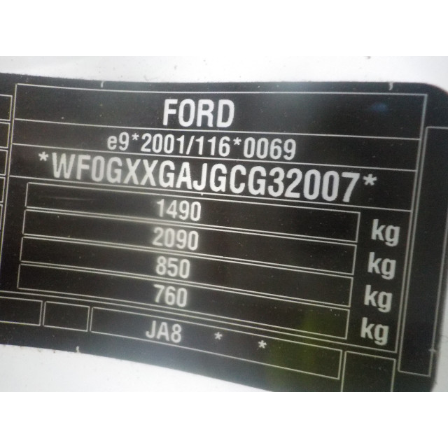 Feu arrière gauche extérieur Ford Fiesta 6 (JA8) (2008 - 2017) Hatchback 1.25 16V (SNJB(Euro 5))