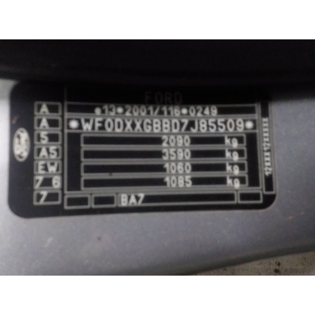 Feu arrière gauche extérieur Ford Mondeo IV (2007 - 2014) Sedan 2.0 16V (A0BA)