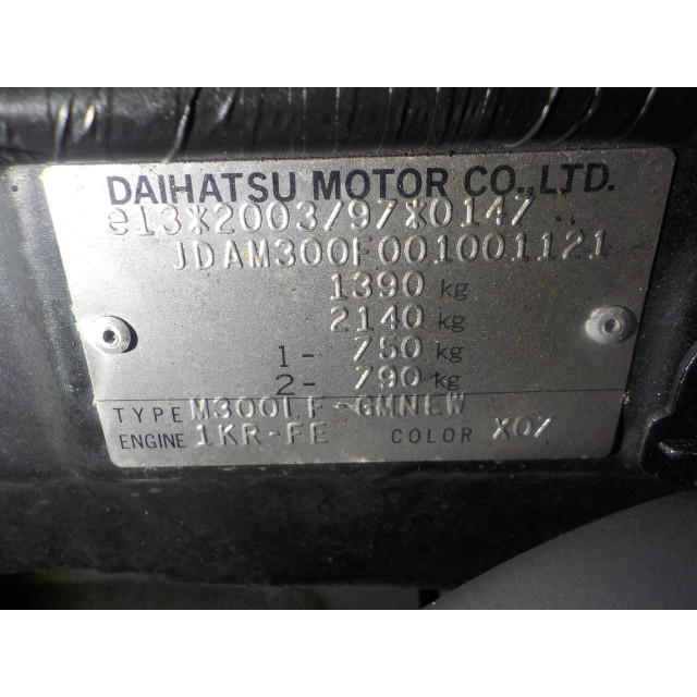 Verrouillage central électrique de porte à mécanisme de verrouillage avant droit Subaru Justy (M3) (2007 - 2011) Hatchback 5-drs 1.0 12V DVVT (1KR-FE)