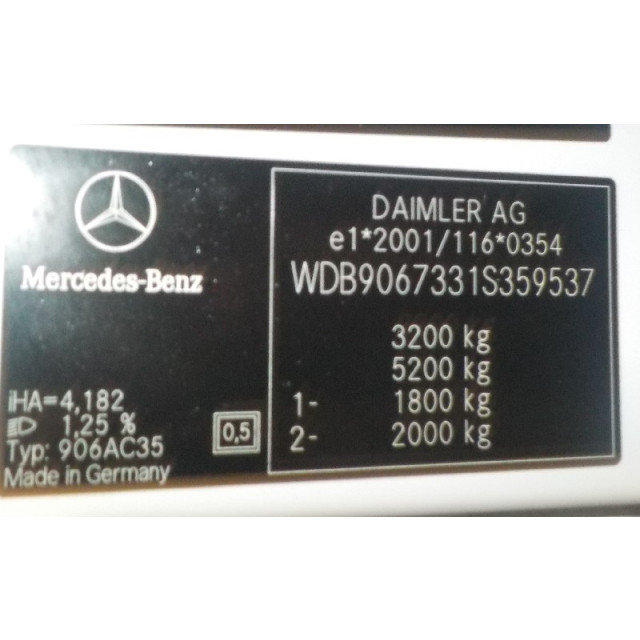 Boîte à gants Mercedes-Benz Sprinter 3/5t (906.73) (2006 - 2009) Bus 311 CDI 16V (OM646.985)
