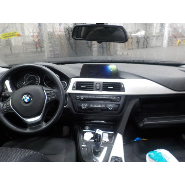 Débitmètre d'air massique BMW 3 serie (F30) (2012 - 2018) Sedan 320i 2.0 16V (N20-B20A)