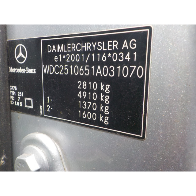 Porte arrière droite Mercedes-Benz R (W251) (2005 - 2012) MPV 3.5 350 V6 24V 4-Matic (M272.967)
