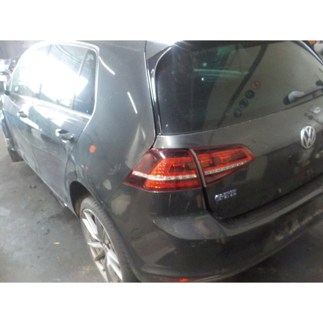 Boîtier d'élément chauffant Volkswagen Golf VII (AUA) (2014 - 2020) Hatchback 1.4 GTE 16V (CUKB)