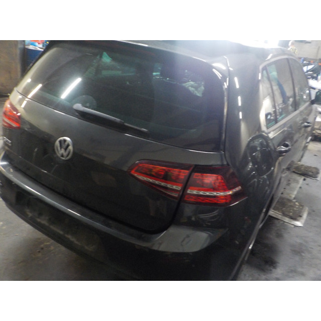 Maître-cylindre Volkswagen Golf VII (AUA) (2014 - 2020) Hatchback 1.4 GTE 16V (CUKB)
